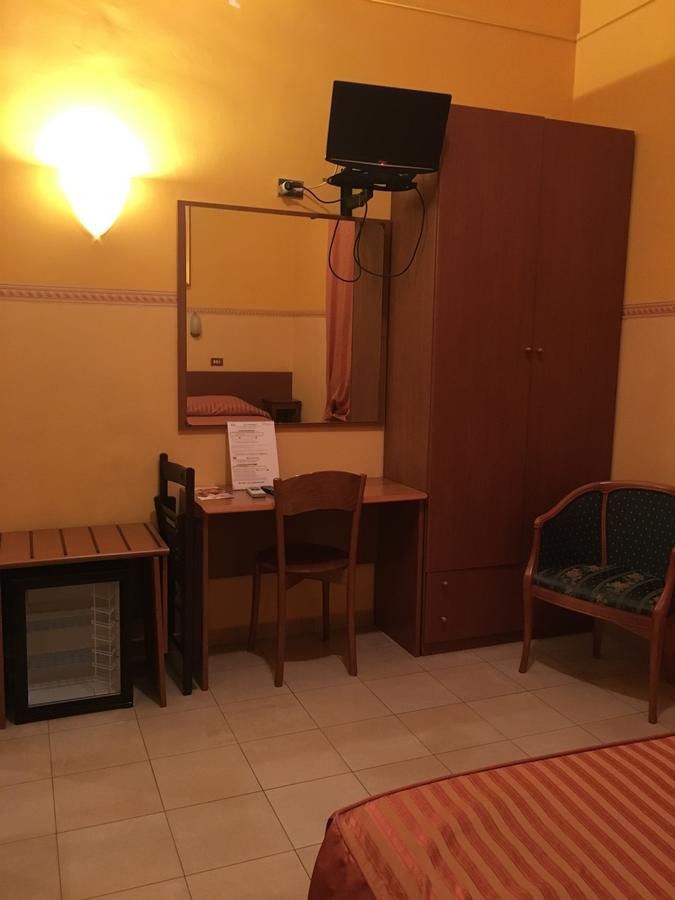 Soggiorno Comfort Rome Bagian luar foto